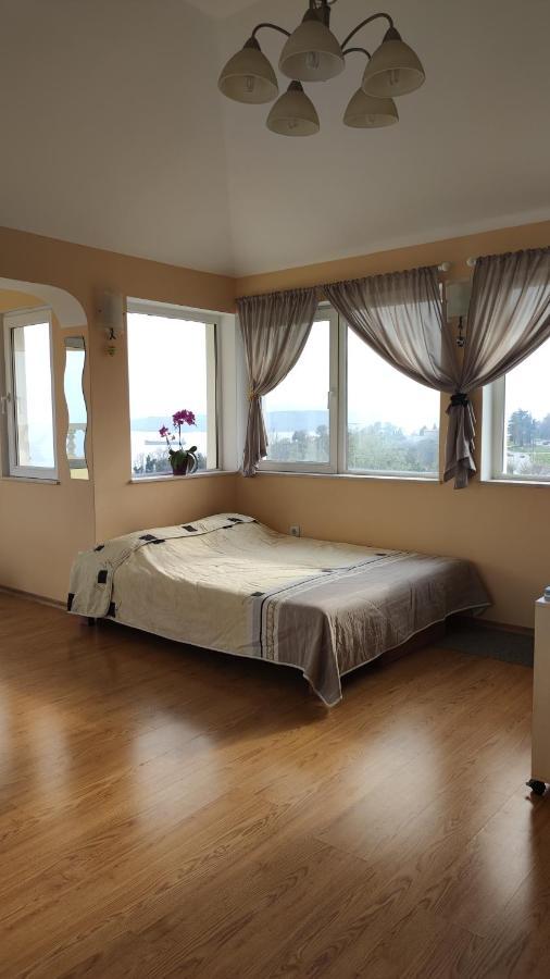 Trakata Villa Apartments Varna Bagian luar foto