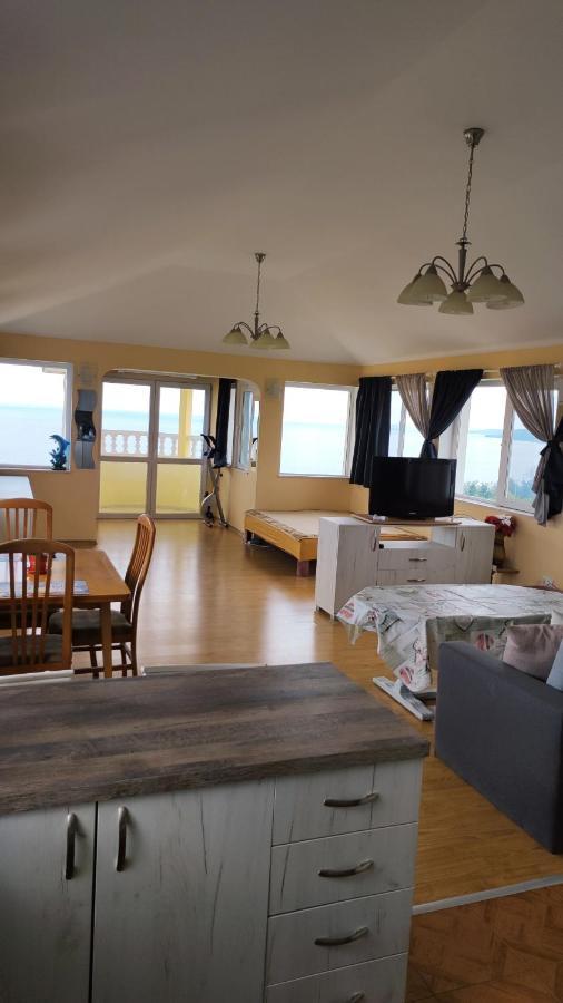 Trakata Villa Apartments Varna Bagian luar foto